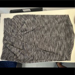 Lululemon pencil style Skirt